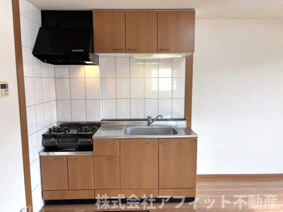 【キッチン】 | グリシーナ | 2口ガスコンロ付き