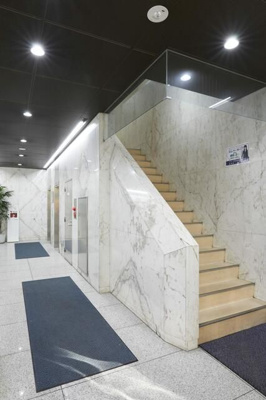 【エントランス】 | 偕楽ビル（新末広）