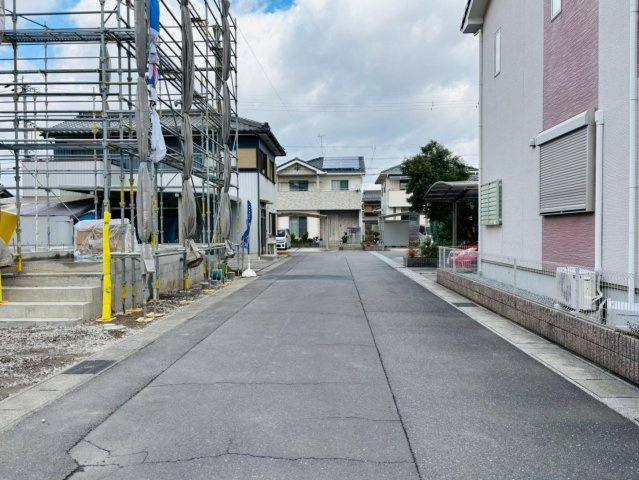 クワイエ　羽島市江吉良町第4　全1区画分譲の前面道路含む現地写真|「現地（2025年11月4日）撮影」　
■前面道路　
■ヤマダ不動産　株式会社リライフ