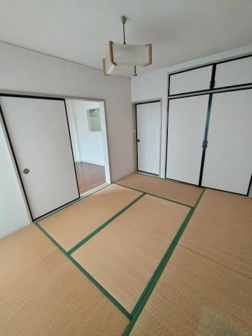 リエス小山間々田の和室