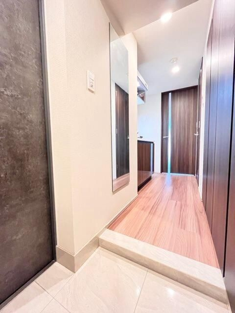 ドゥーエ板橋区役所前の玄関