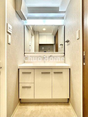 【駐輪場】 | ダイアパレス篠崎 | 【自転車置き場】最新の空き状況や費用などの詳細は担当スタッフまでお問い合わせください。