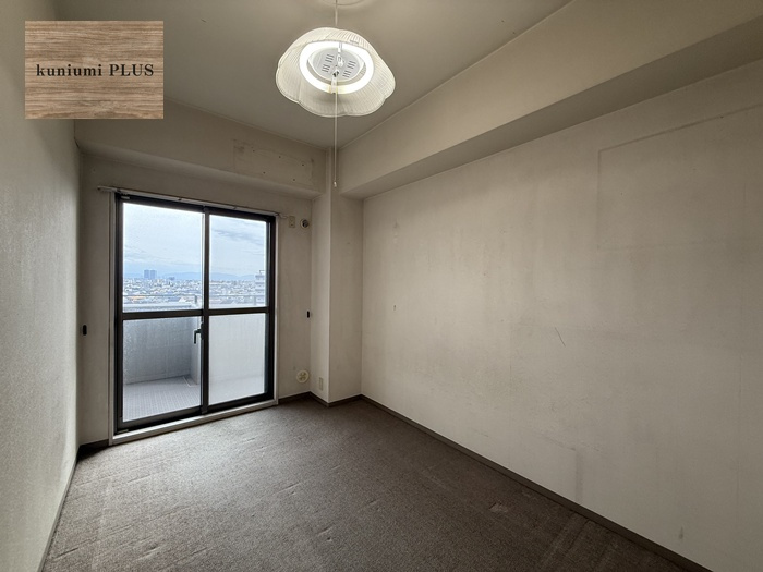 グランドメゾン小阪の洋室