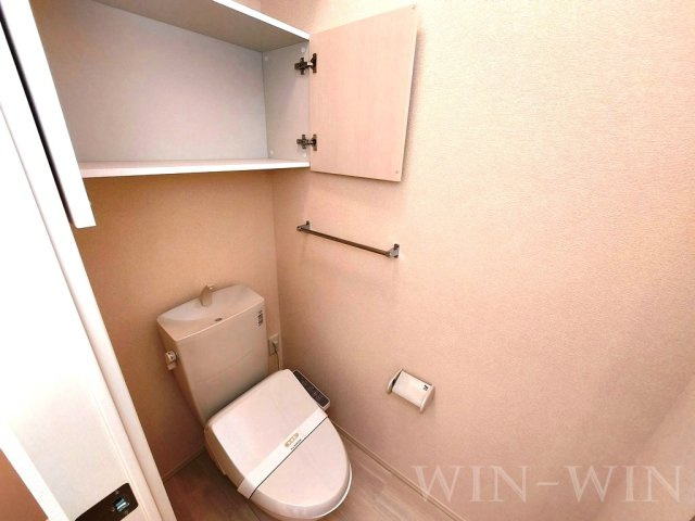 エレガンス三本木のトイレ