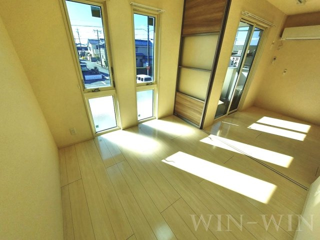 エレガンス三本木の寝室