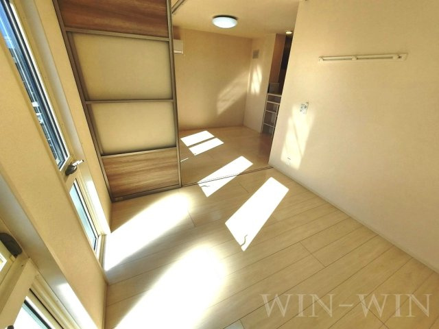 エレガンス三本木の寝室