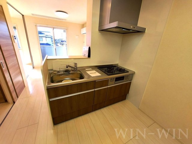 エレガンス三本木のキッチン