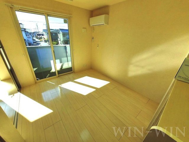 エレガンス三本木の居間・リビング