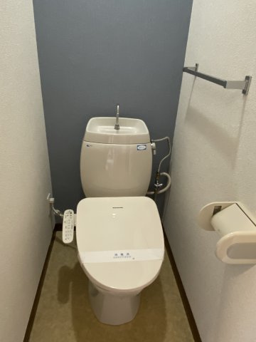 エスポワールのトイレ|温水洗浄便座付き