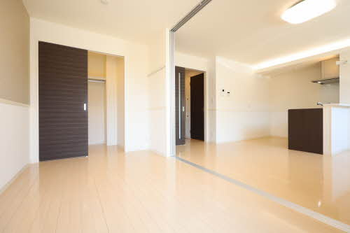 シャーメゾン サンモールの居間・リビング