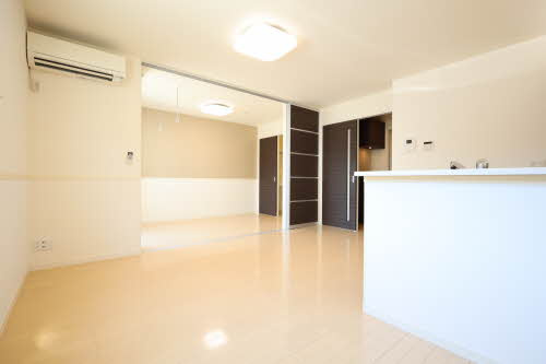 シャーメゾン サンモールの居間・リビング