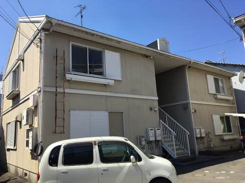 東代ハイツ A棟