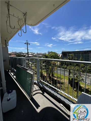 大久保東第一住宅　14号棟のバルコニー