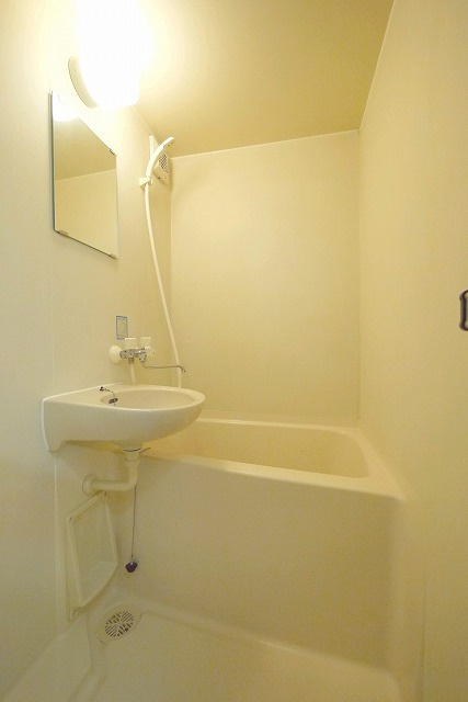 ミラドール今Ⅱの浴室|※写真は別の部屋のものです。