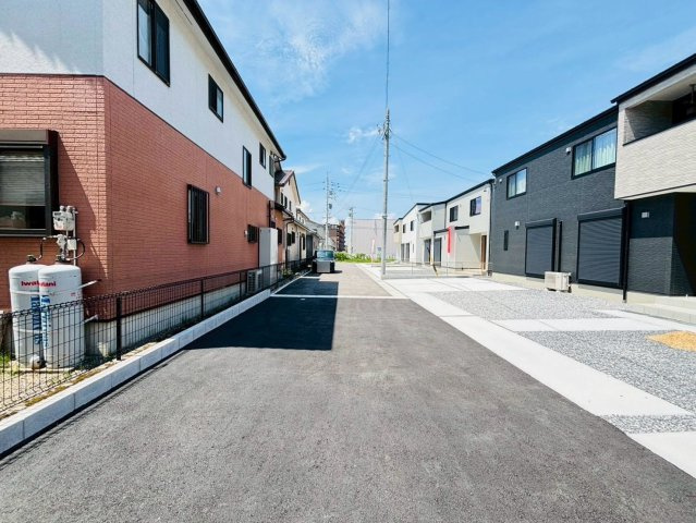 ダイマルタウン　羽島市竹鼻町寺東第７　全４区画分譲の前面道路含む現地写真|■前面道路　■ヤマダ不動産　株式会社リライフ　
■夢のマイホーム購入をフルサポートします！