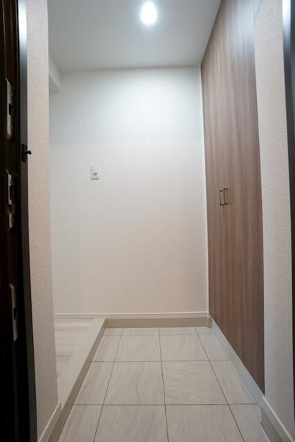 メインステージ浅草入谷Ⅱの玄関