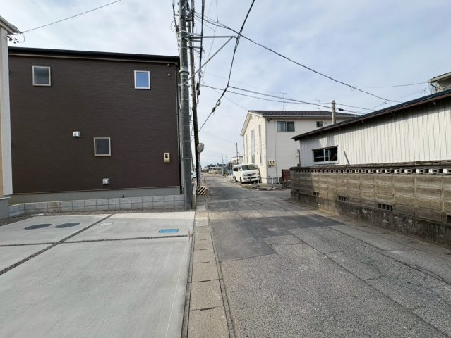 リーブルガーデン　羽島市福寿小学校前　全３区画分譲の前面道路含む現地写真|■前面道路　■ヤマダ不動産　株式会社リライフ　
■夢のマイホーム購入をフルサポートします！
