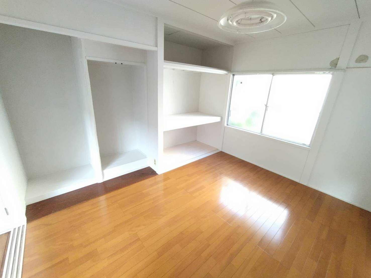 大高鷲津戸建の収納