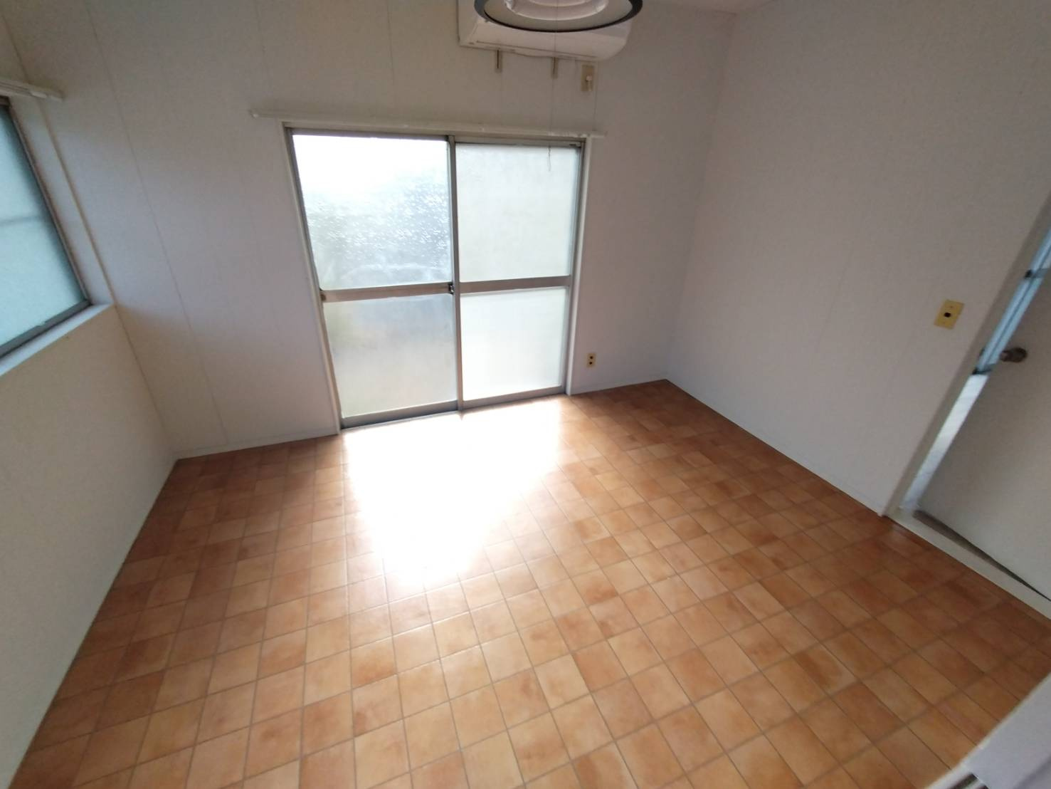 大高鷲津戸建の内装