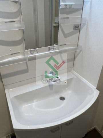 リブリ花小金井の独立洗面台