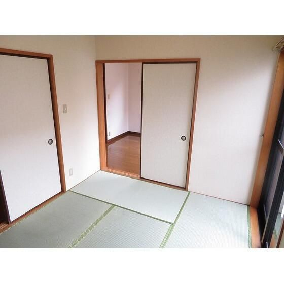 ハイツ・セシボンの寝室