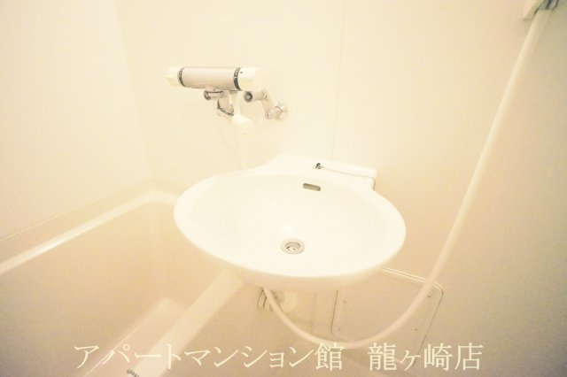 レオパレスFIELDM’Sの洗面所