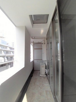 【バルコニー】