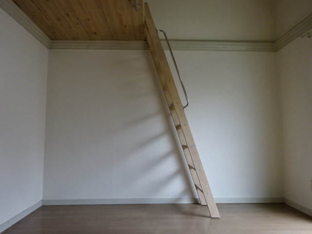 ビギン鳥羽の居間・リビング