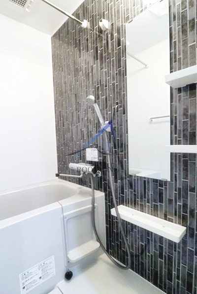 ジュネ谷中の浴室|お風呂です。