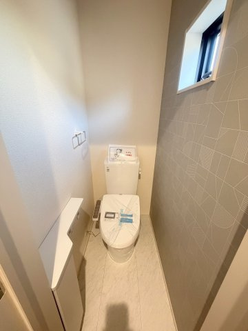 三郷市戸ケ崎3丁目　新築戸建　全1棟のトイレ|同施工会社の参考写真になります。