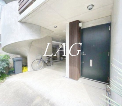 【エントランス】 | ラ・クローネ | エントランスです。