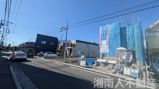 藤沢市片瀬2丁目戸建ての前面道路含む現地写真|前面道路含む現地写真です