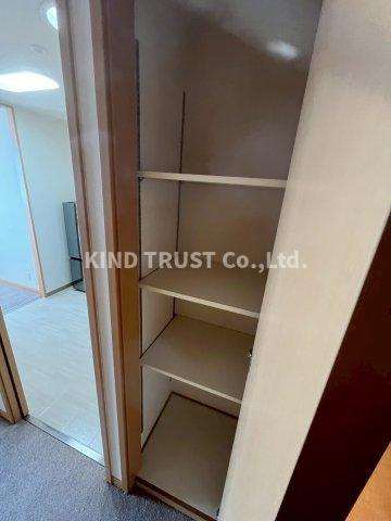 OAPレジデンスタワー西館の収納|便利な収納スペースです