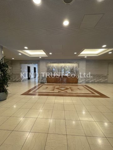 OAPレジデンスタワー西館のロビー|毎日通るロビーはこのようになっています