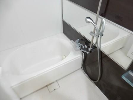 RESIDENCE MIWAの浴室