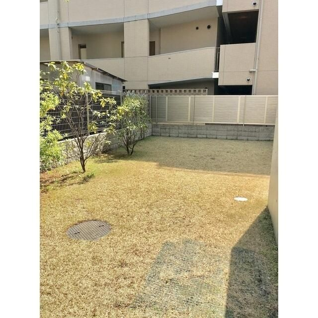 フィオレンテ田園調布のロビー|ドッグラン