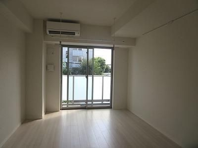 フィオレンテ田園調布の居間・リビング|※全て別号室のお写真。内装等参考にしてください。