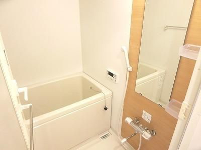 フィオレンテ田園調布の浴室