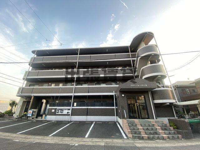 仲介手数料0円！！グローバルハウスMの外観