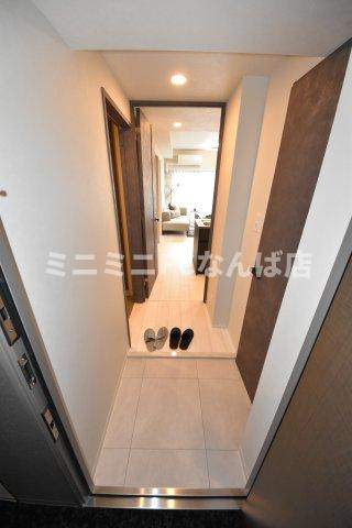 ルフォンプログレ新町の玄関