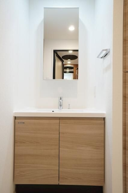 メインステージ浅草国際通りの独立洗面台