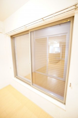 【セキュリティ】 | シャルムパピヨン | ※同物件・反転タイプの写真です。