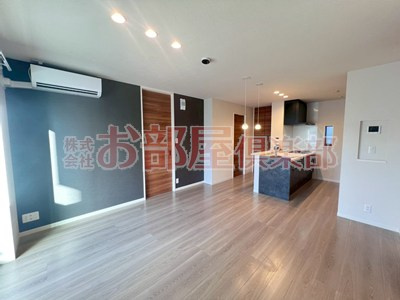 モンレーヴ本町の居間・リビング|使いやすい居間です