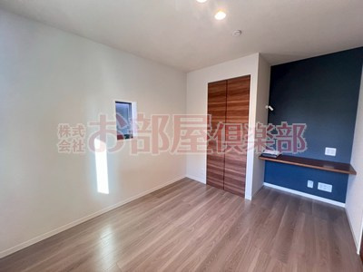 モンレーヴ本町の内装|広々とした洋室です