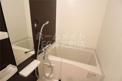 【浴室】 | エスリード弁天町ベイコート | 日々の暮らしに欠かせないお風呂です