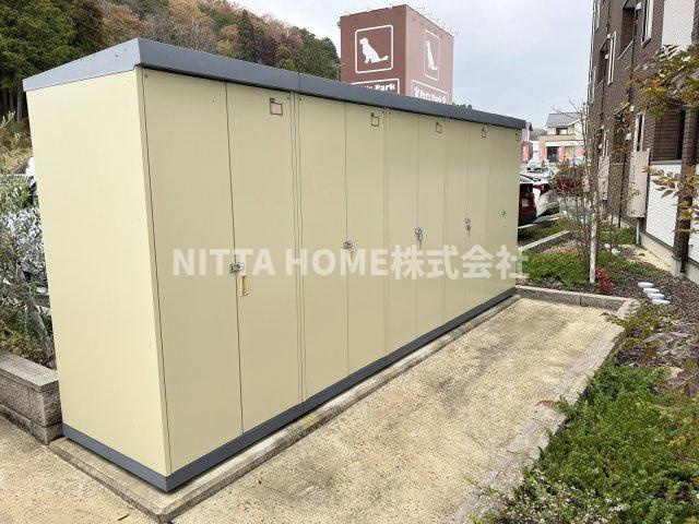 オアシスのその他|トランクルームを完備しています！