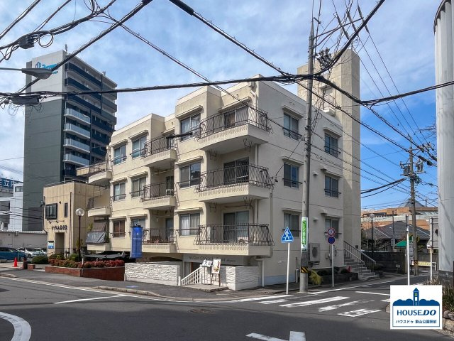 【2路線乗入「本山駅」徒歩約3分♪】豊栄ハイツの外観|東側からの建物外観