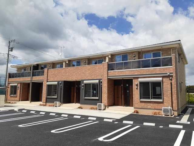 レフィナードＡ