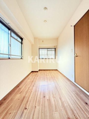 ボヌール鶴見の居間・リビング