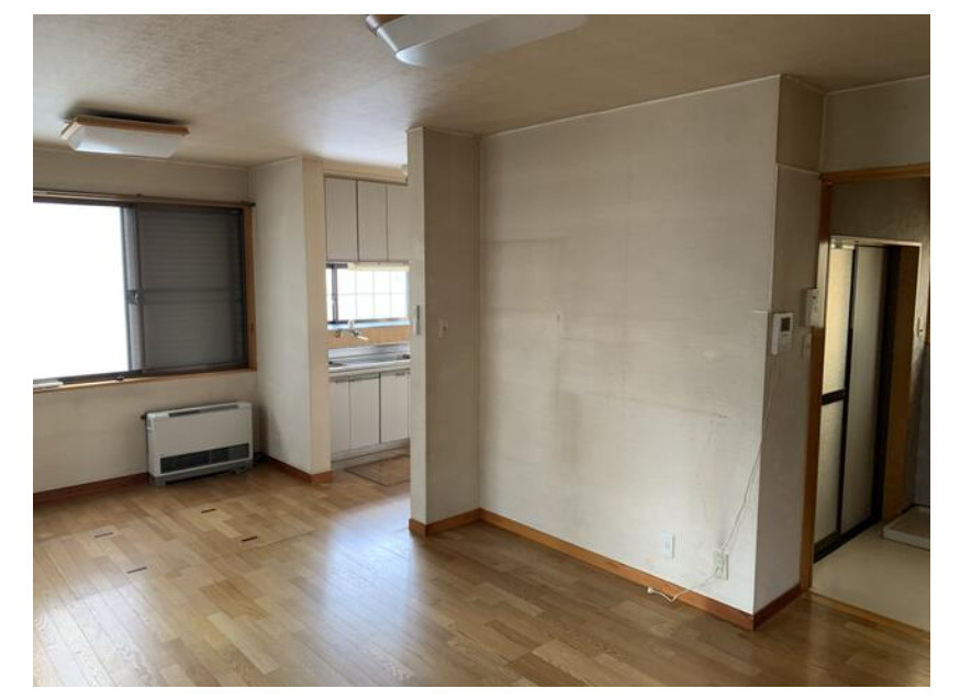 中古／ふじみ野市南台１丁目の居間・リビング|ご家族みんながゆったりくつろげるリビング